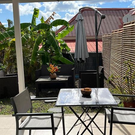 Agreable Appartement En Rez-De-Jardin A 450M De La Mer Sainte-Anne Esterno foto
